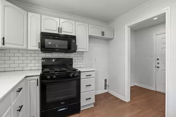 Austin, TX 78750,10408 Firethorn LN