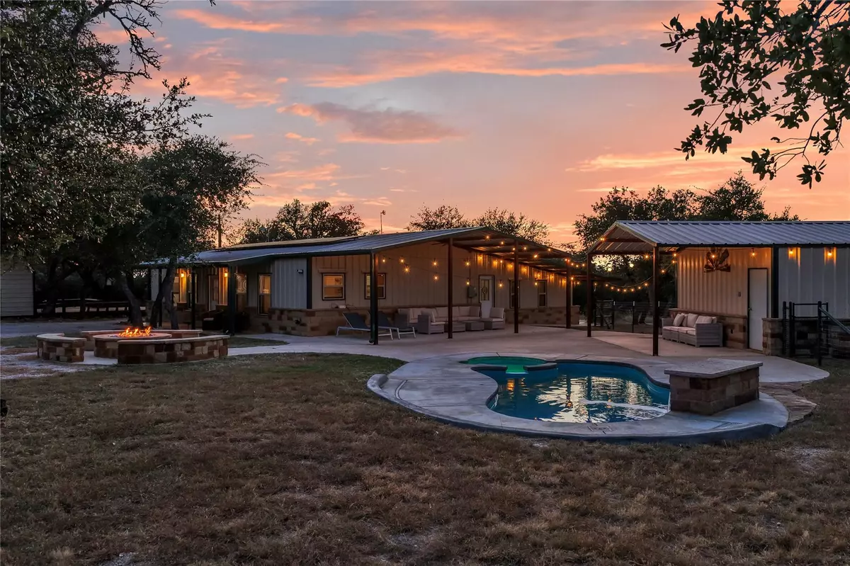 Burnet, TX 78611,310 Thomas Ridge RD