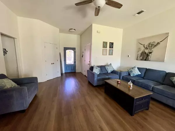 Jarrell, TX 76537,320 Moonstone DR