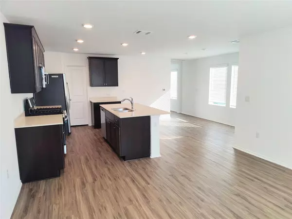 Del Valle, TX 78617,7128 Spotted Leaf WAY