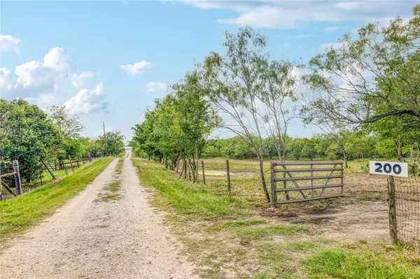 Lockhart, TX 78644,200 Armstrong RD
