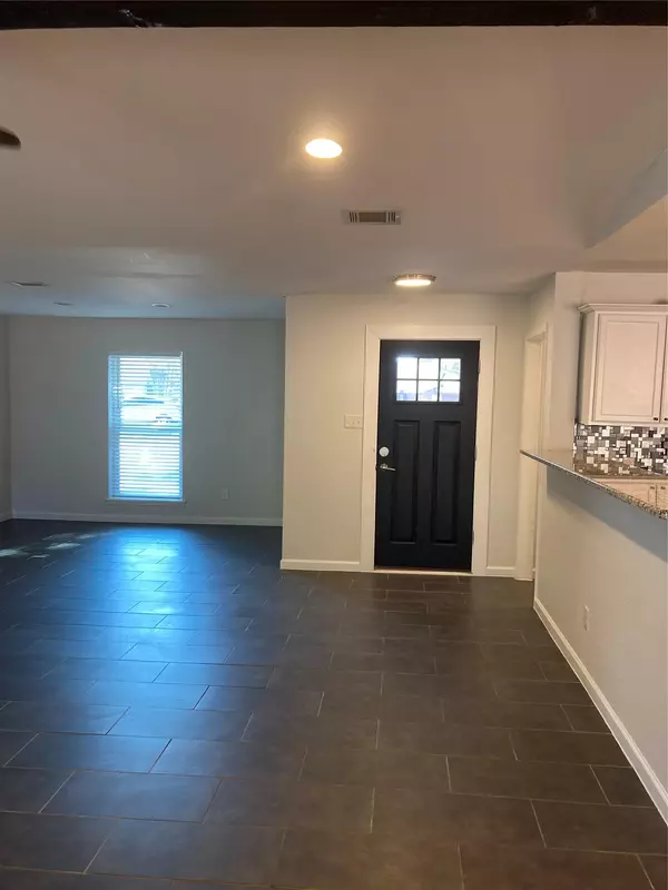 Austin, TX 78724,5704 Whitebrook DR