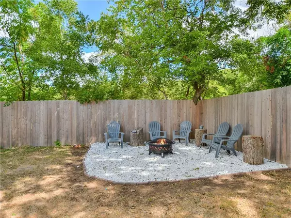 Elgin, TX 78621,504 W 2nd ST