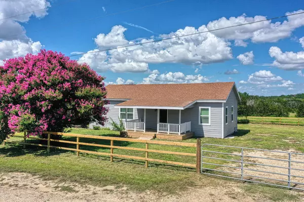 Florence, TX 76527,51 Private Road 901