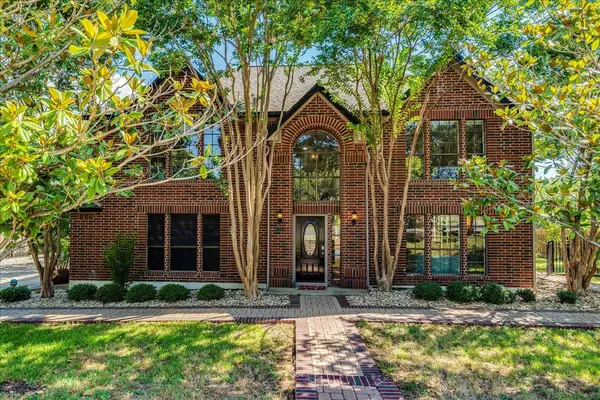 8210 LANDSMAN DR, Austin, TX 78736