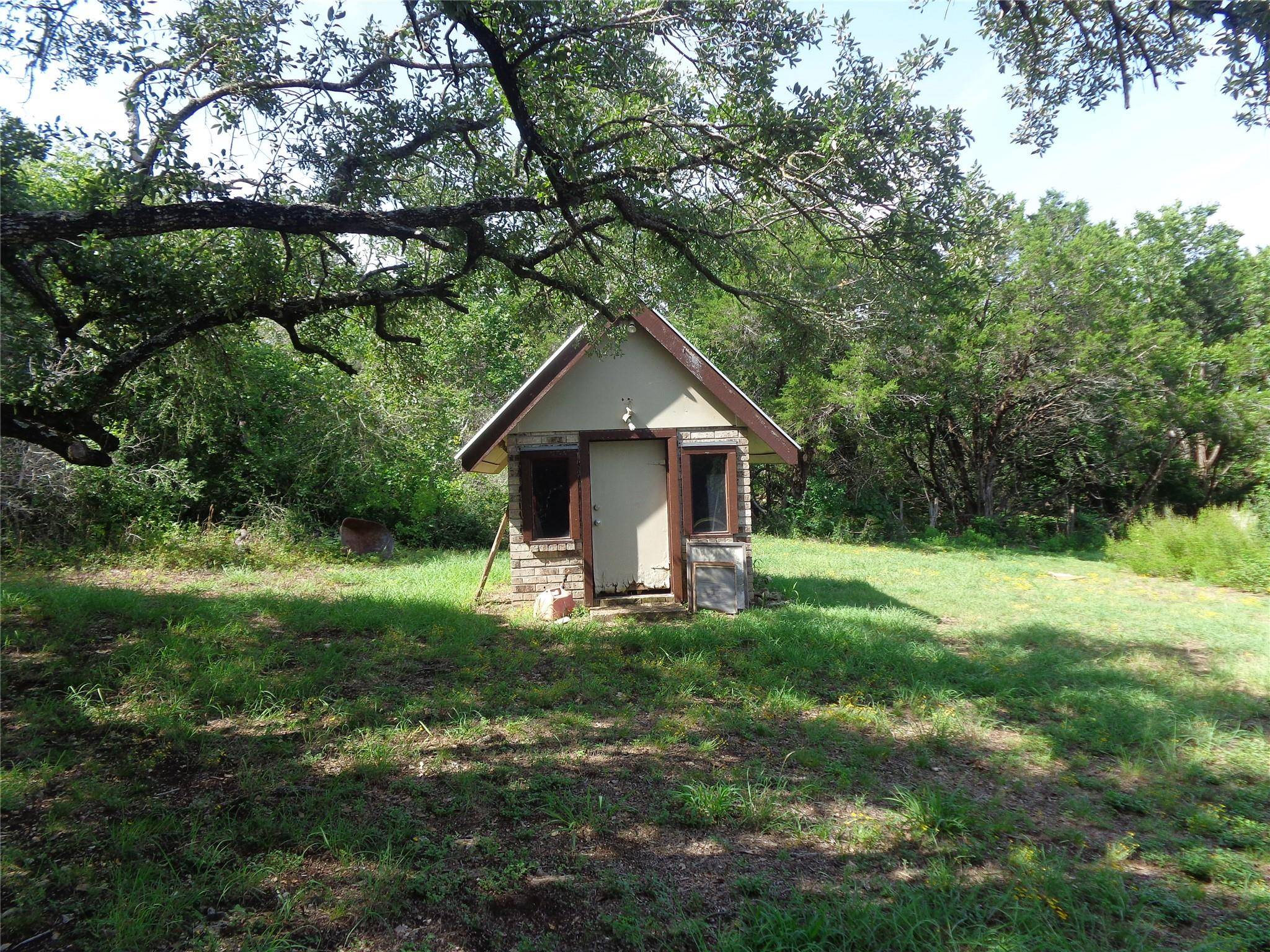 Manchaca, TX 78652,2806 Wren RD