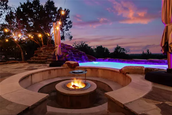 Dripping Springs, TX 78620,201 N Canyonwood DR