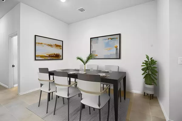 Austin, TX 78748,12704 Bloomington DR #143