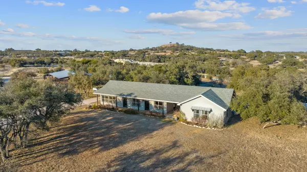 Round Mountain, TX 78663,395 Sendero