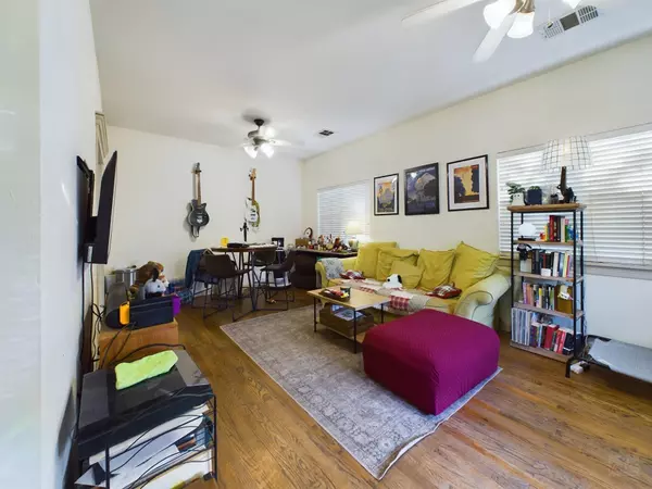 Austin, TX 78705,2833 San Pedro ST
