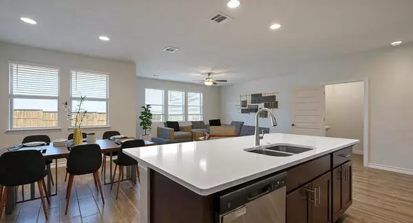 Buda, TX 78610,798 Eves Necklace DR