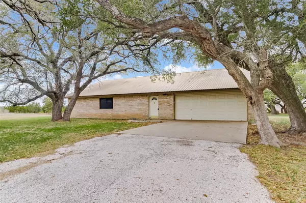 8319 County Road 200, Burnet, TX 78611