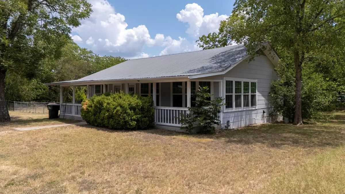 Buda, TX 78610,309 Railroad ST