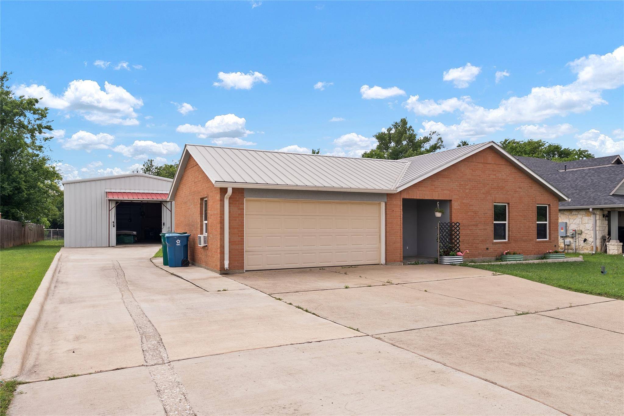Elgin, TX 78621,803 Savannah CV