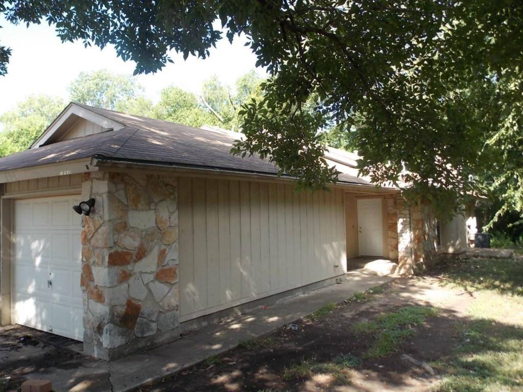 12812 Tomanet TRL #B, Austin, TX 78727