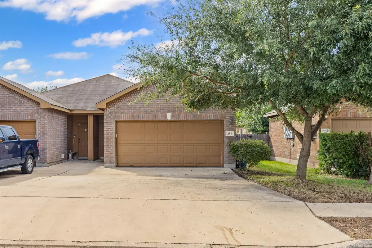 New Braunfels, TX 78130,256 Rosalie DR