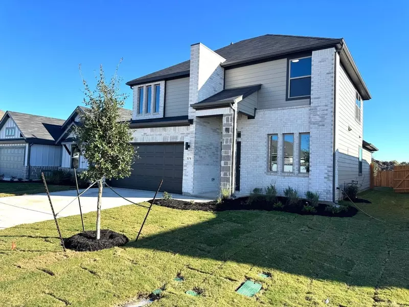 104 Mandeville DR, Hutto, TX 78634