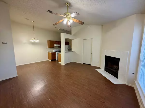 Lockhart, TX 78644,1510 S Medina ST #B