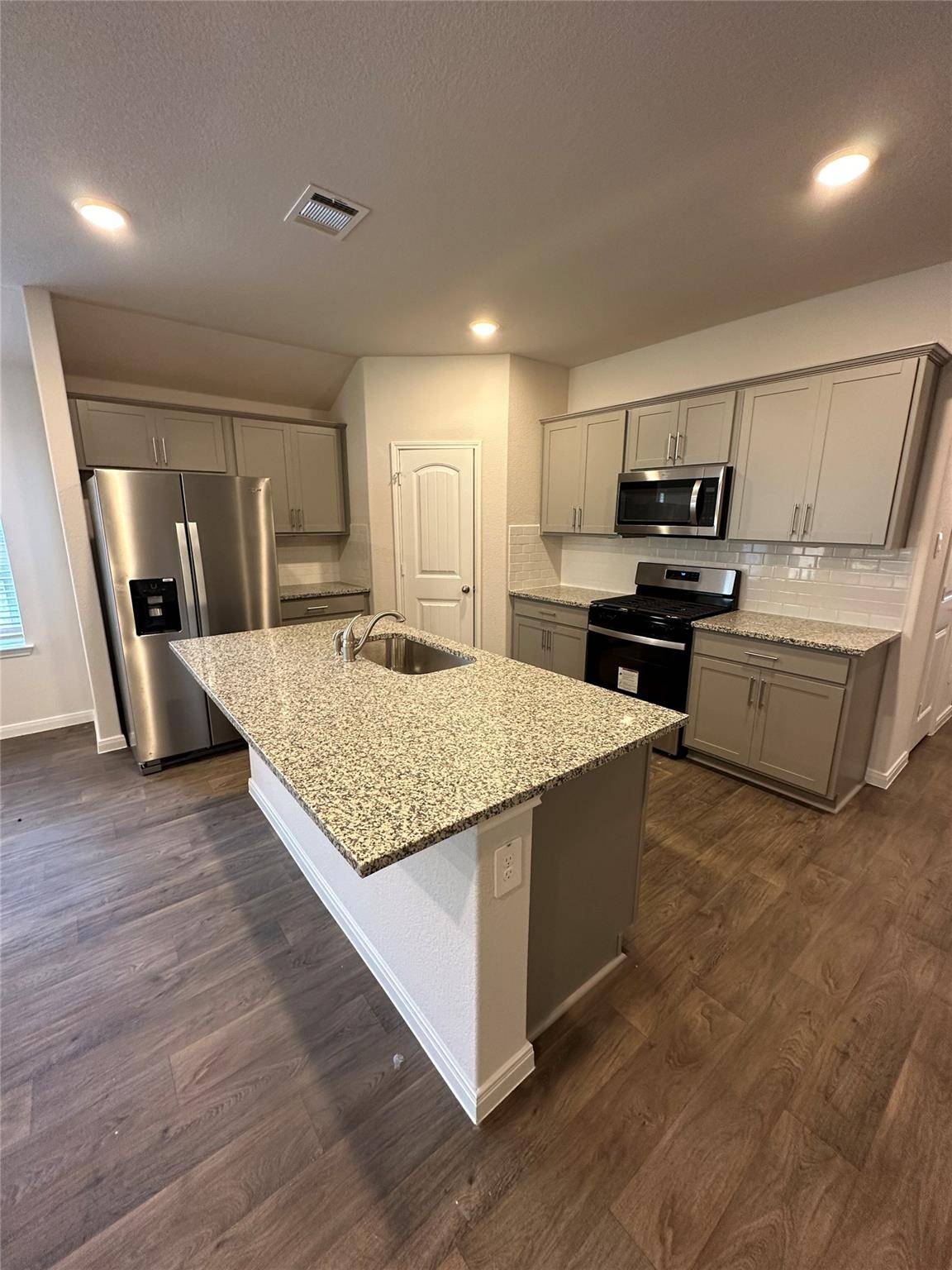 San Marcos, TX 78666,172 Docile LOOP