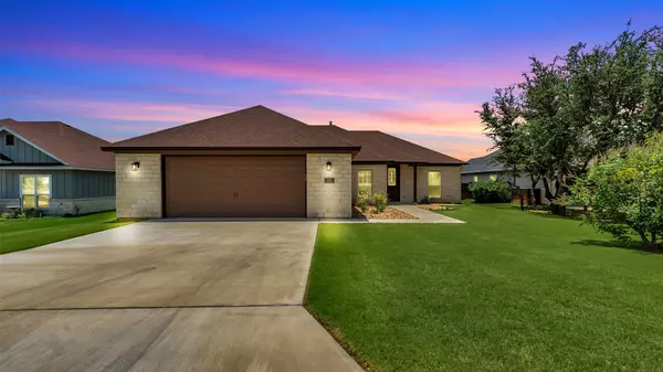 208 Rachel LOOP, Burnet, TX 78611