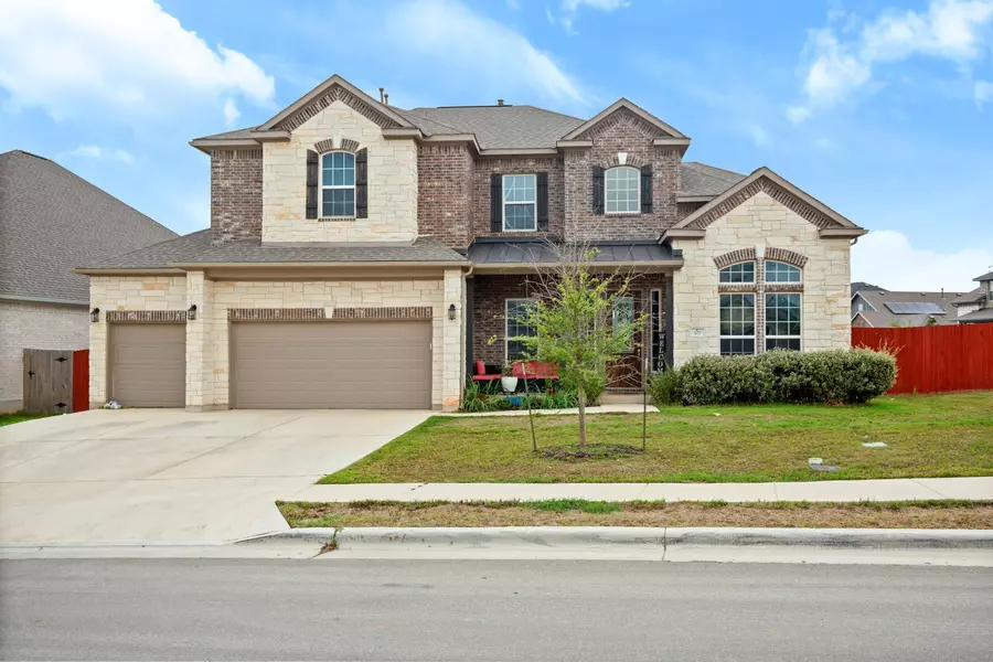 327 Baretta LOOP, Buda, TX 78610