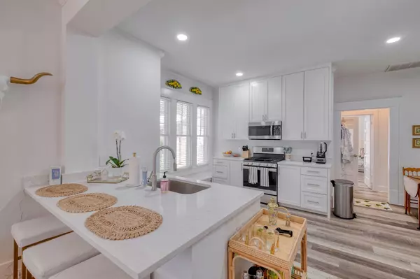 Austin, TX 78705,1909 David ST