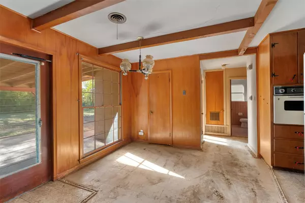 Sunset Valley, TX 78745,2907 Jones RD