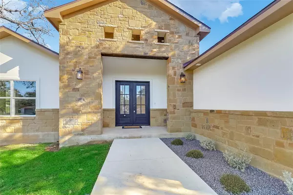 Granite Shoals, TX 78654,427 E Castleshoals DR