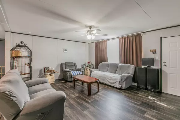 Bartlett, TX 76511,329 W Brook ST