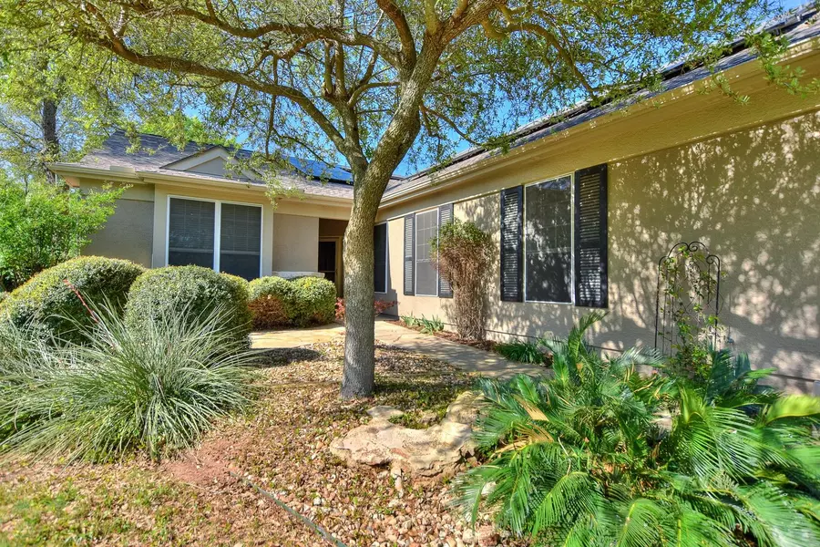 823 Whispering Wind DR, Georgetown, TX 78633