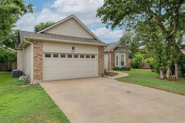 604 Chinaberry CT, Cedar Park, TX 78613