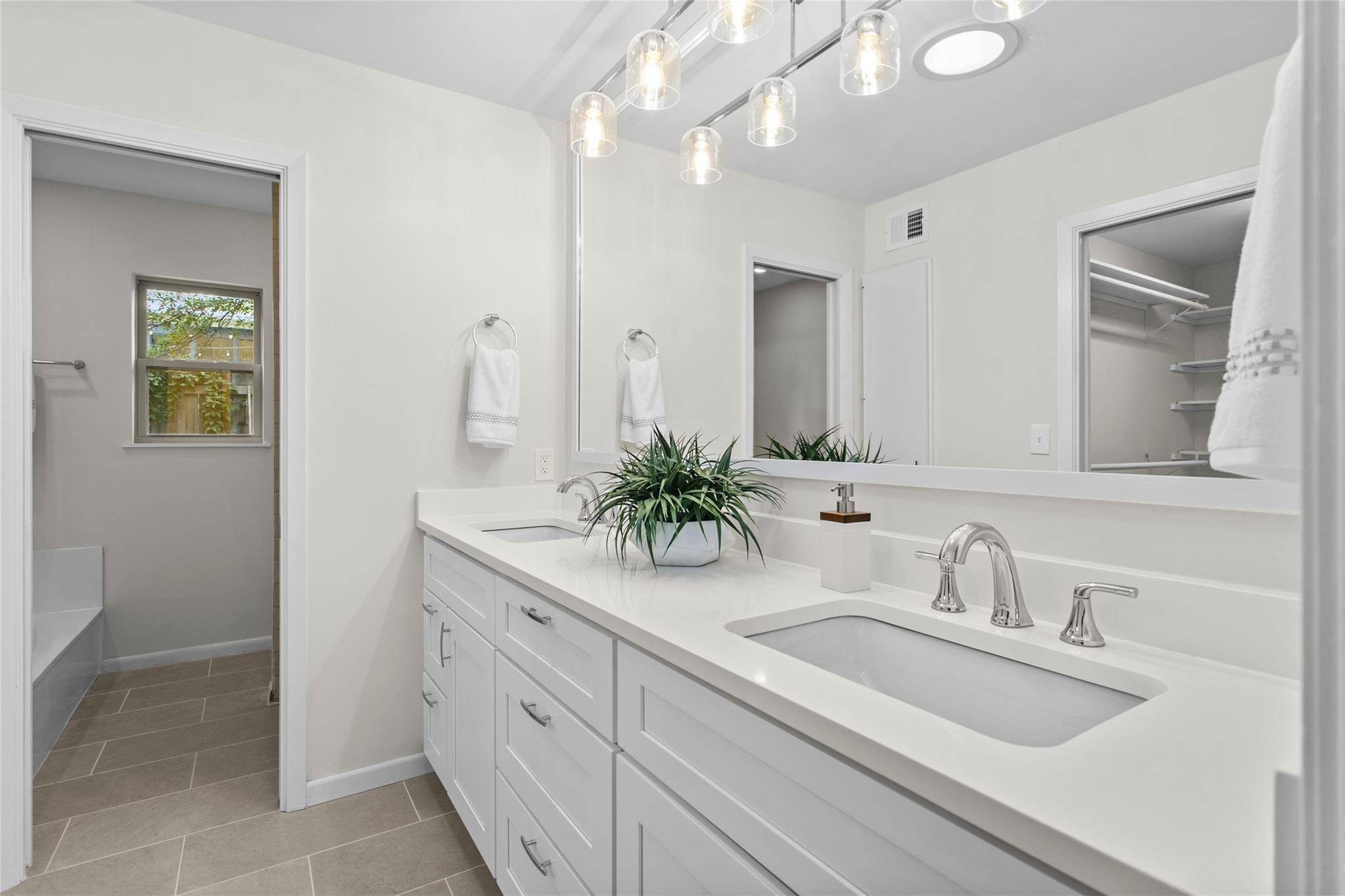 Austin, TX 78757,1908 Karen Ave