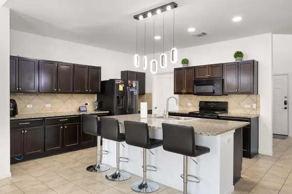 Hutto, TX 78634,121 Leona River TRL