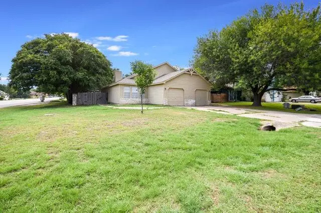 305 Regatta CT, Lakeway, TX 78734