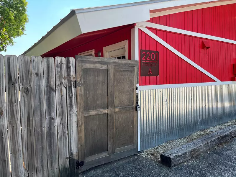 2201 S Church ST #A/1, Georgetown, TX 78626