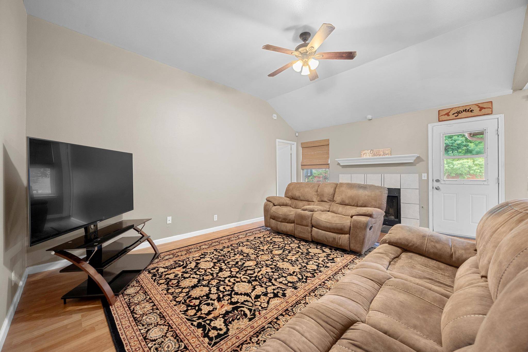 Del Valle, TX 78617,7200 Wardman DR