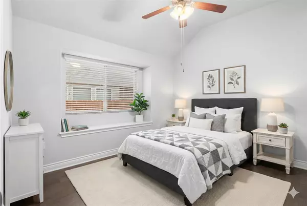 Austin, TX 78744,7704 Vista Mejor DR