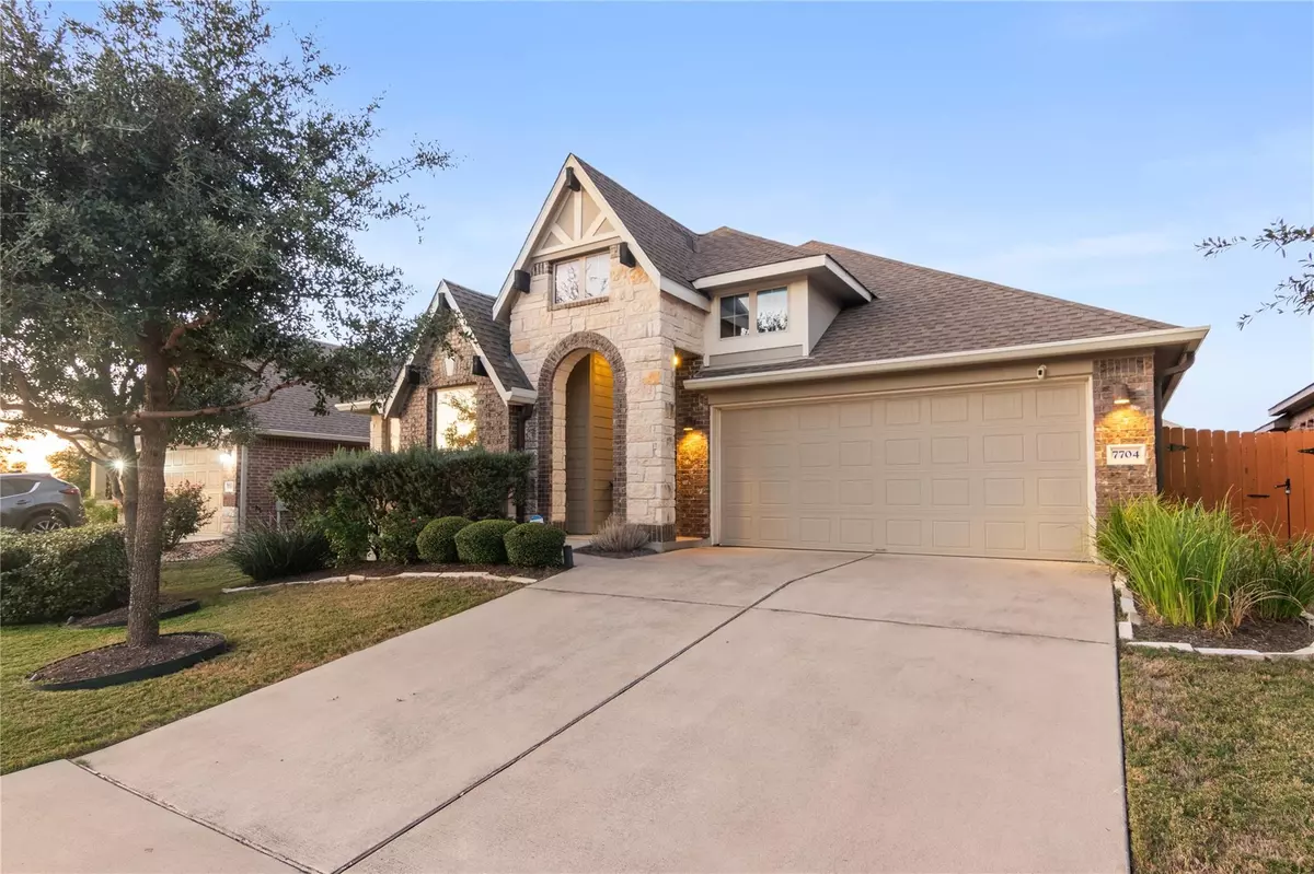 Austin, TX 78744,7704 Vista Mejor DR