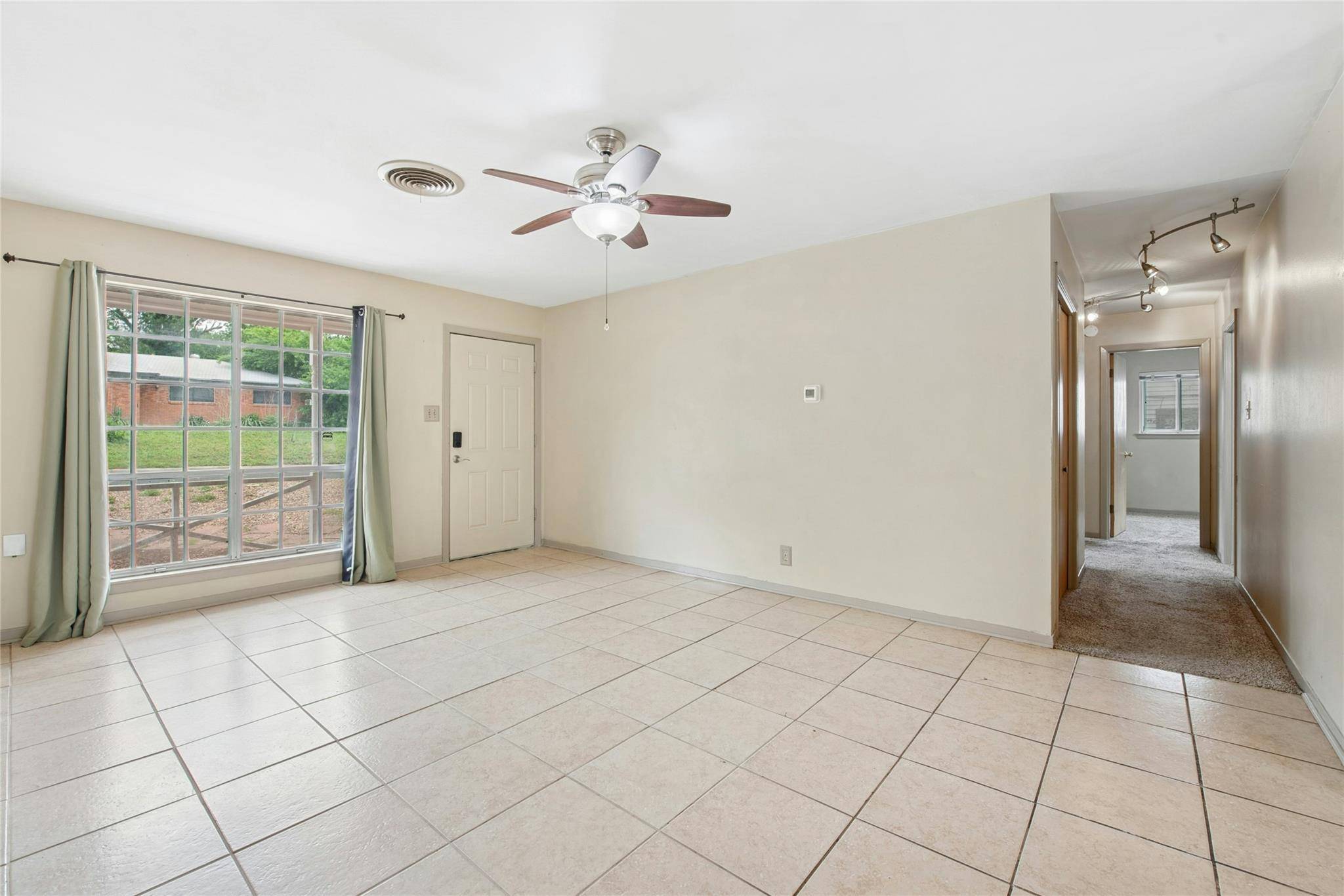 Austin, TX 78752,7000 Miranda DR