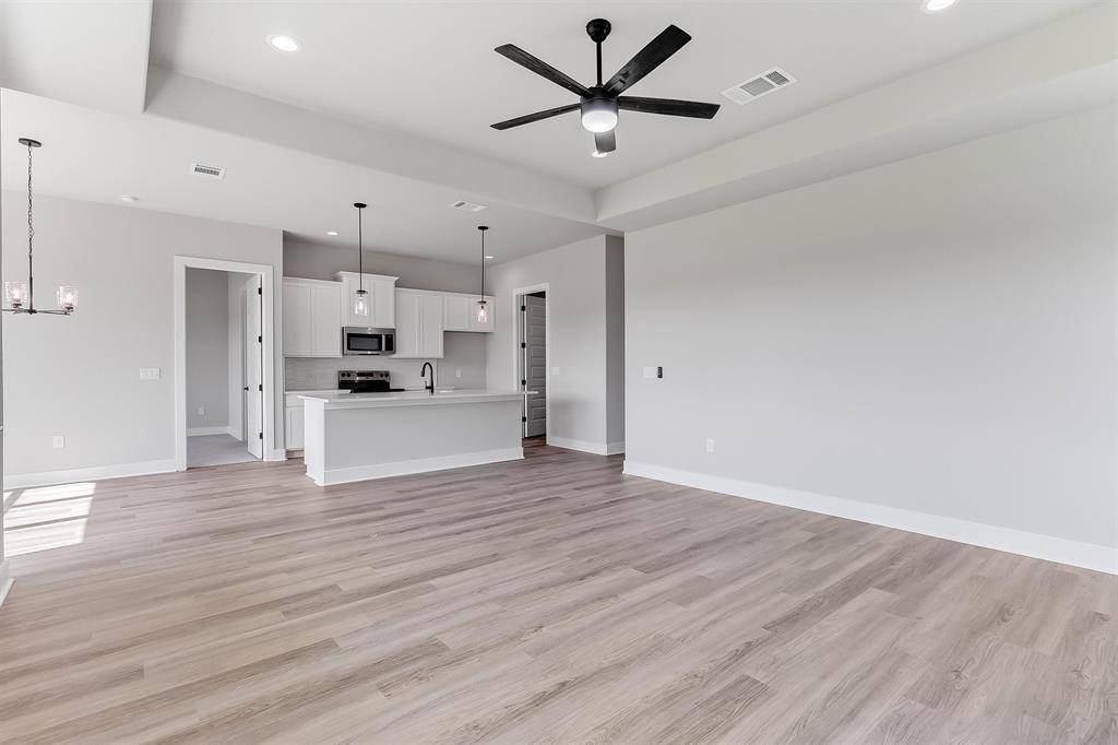 Marble Falls, TX 78654,1255 Pecan Valley DR
