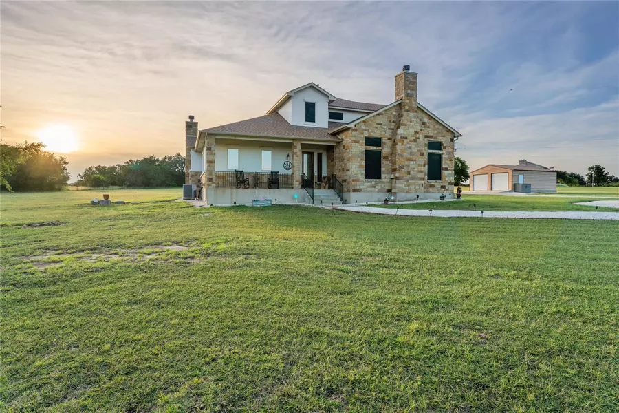 1224 Hidden Springs DR, Salado, TX 76571