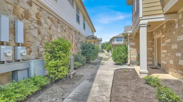 Round Rock, TX 78681,16100 S Great Oaks DR #2202