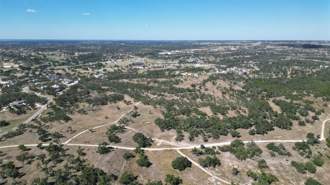 1058 Jacob RD, Fredericksburg, TX 78624