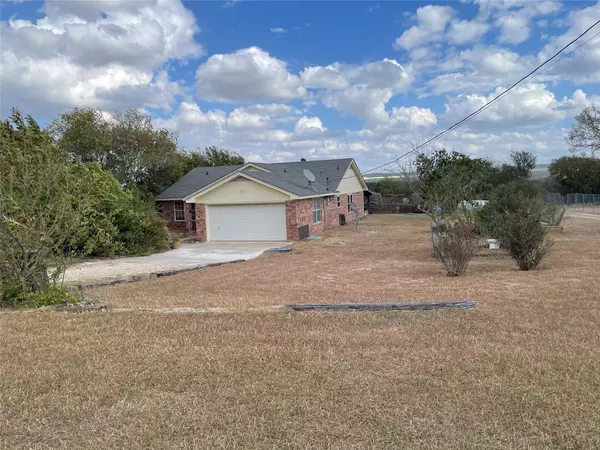 1286 County Road 3300, Kempner, TX 76539