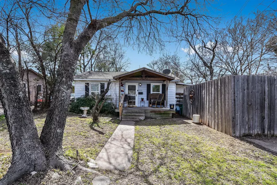 1111 Taulbee LN, Austin, TX 78757