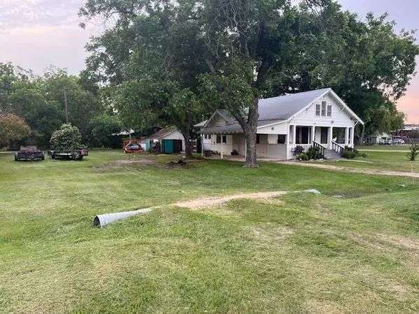 Granger, TX 76530,200 N Walton ST