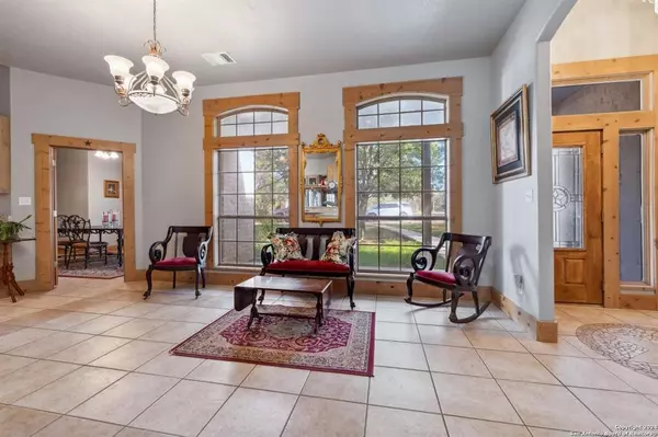 Jourdanton, TX 78026,6170 County Road 332