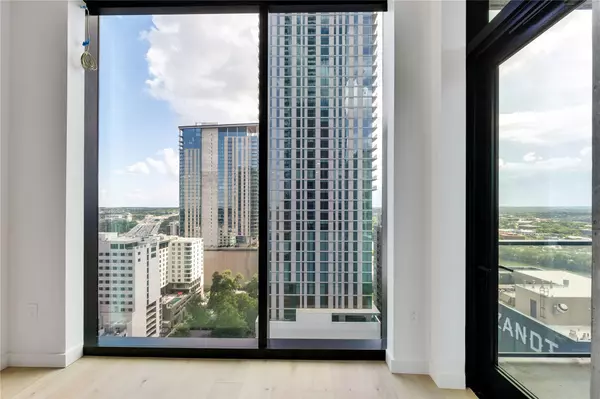 Austin, TX 78701,610 Davis ST #2103