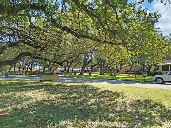 Buchanan Dam, TX 78609,401 Island Lodges DR