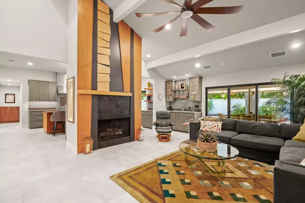 Austin, TX 78731,5318 Valburn CIR